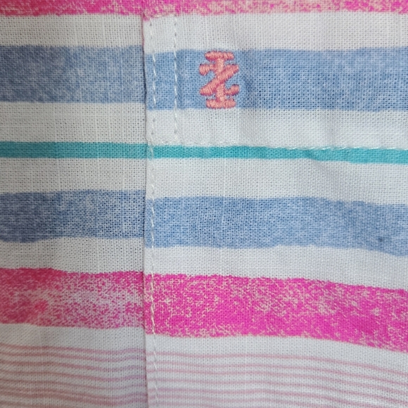 IZOD saltwater Striped Button-Up Shirt in Pink and Blue - Picture 4 of 5